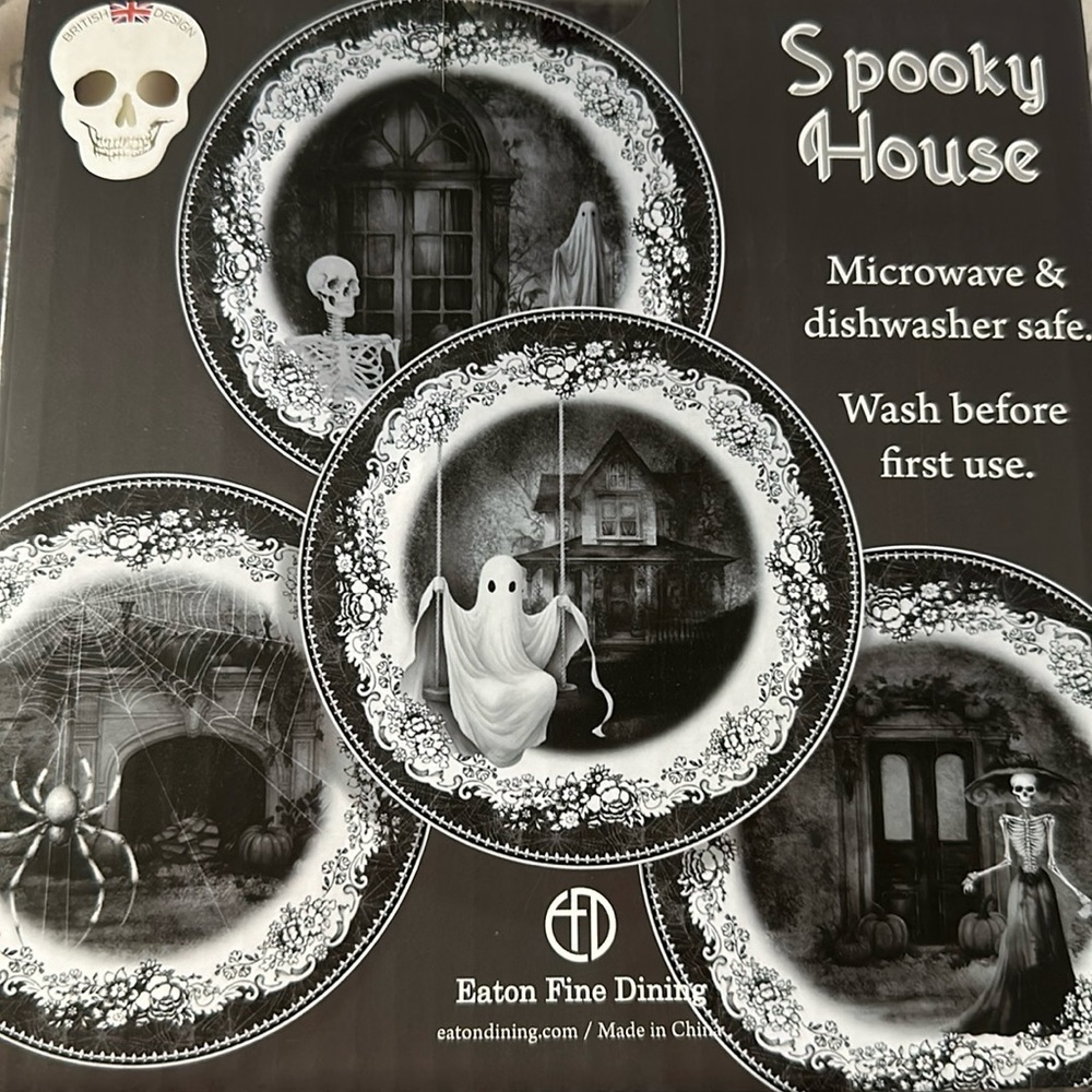 EATON FINE DINING Spooky House Halloween Salad Dessert Plates Set of 4 NIB - Picture 1 of 4